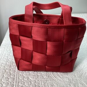 Vintage Retro Harvey’s The Original Seatbelt Red Purse Snap Closure Contemporary
